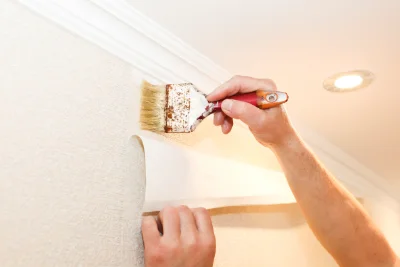 Pose de papier peint à Porte du Ried — revêtements muraux et toiles de verre